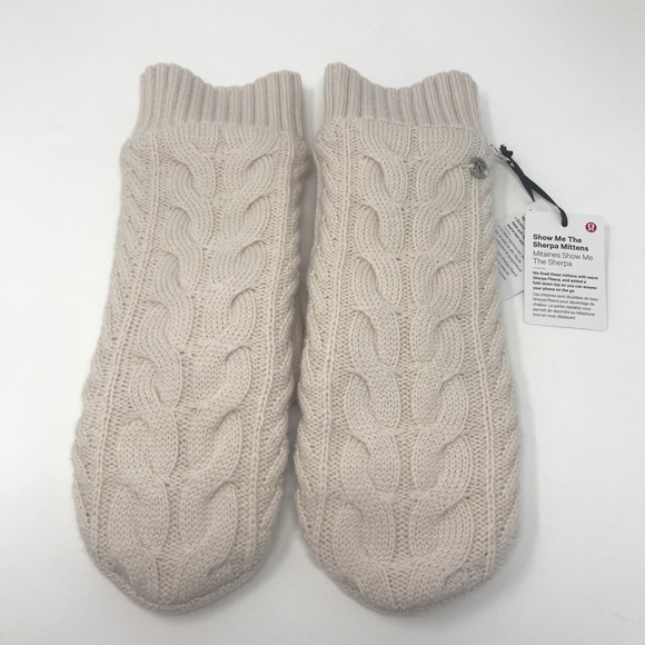 lululemon athletica Accessories - Lululemon Show Me The Sherpa Mittens